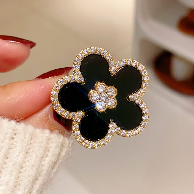 Zwarte Bloem Broches Voor Vrou - Women Jewelry Accessories For Black Dress recensie en prijs